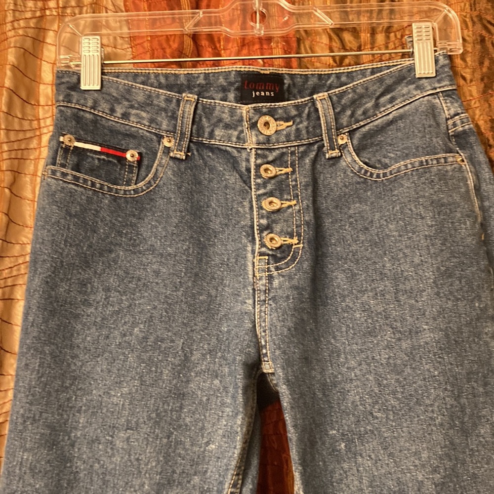 Tommy Hilfiger mid rise button front flared jeans like new - Picture 2 of 6